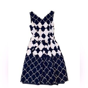 Talbots White and Navy Scalloped Knee Length Dress Size 4